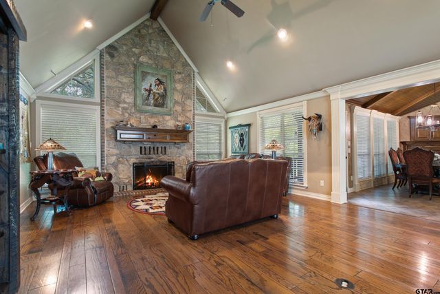 19678 C R 4125, Lindale, TX 75771