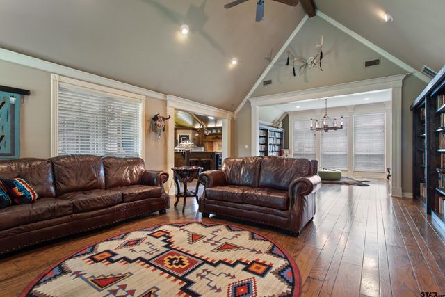 19678 C R 4125, Lindale, TX 75771