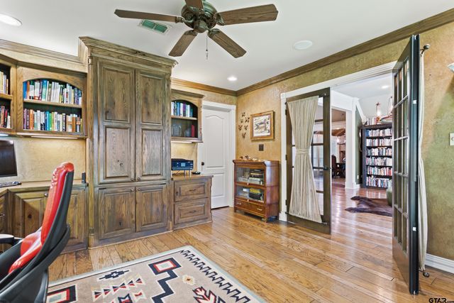 19678 C R 4125, Lindale, TX 75771