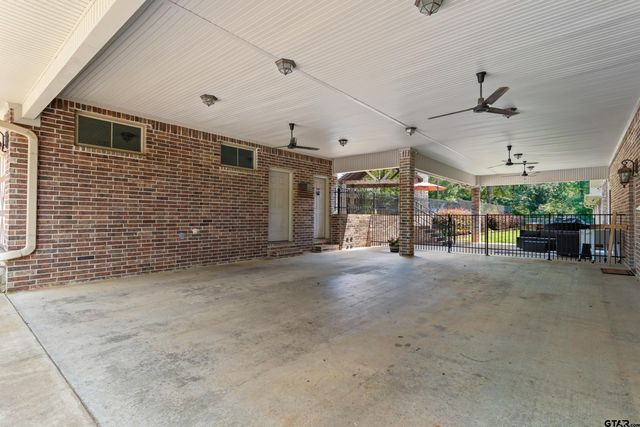 19678 C R 4125, Lindale, TX 75771