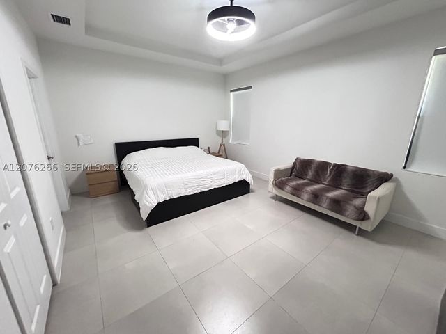 14435 SW 13th Ter, Miami, FL 33184