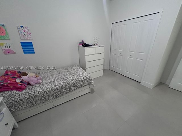 14435 SW 13th Ter, Miami, FL 33184