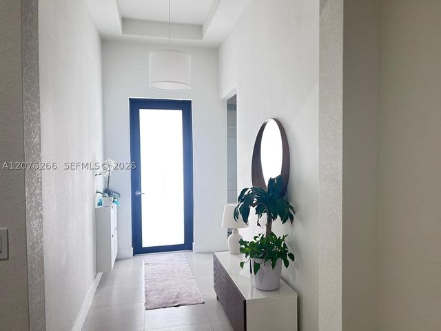 14435 SW 13th Ter, Miami, FL 33184