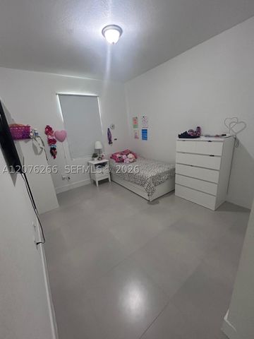 14435 SW 13th Ter, Miami, FL 33184