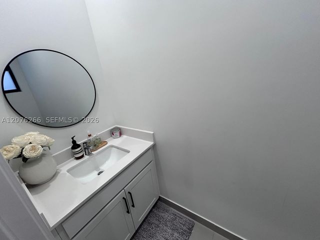 14435 SW 13th Ter, Miami, FL 33184