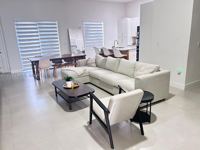 14435 SW 13th Ter, Miami, FL 33184