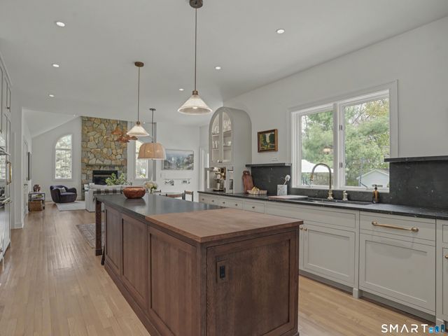 48 North Meadows Lane, Stamford, CT 06903