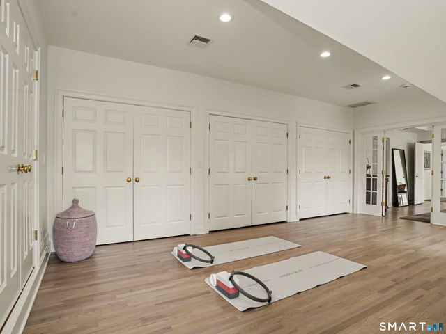 48 North Meadows Lane, Stamford, CT 06903