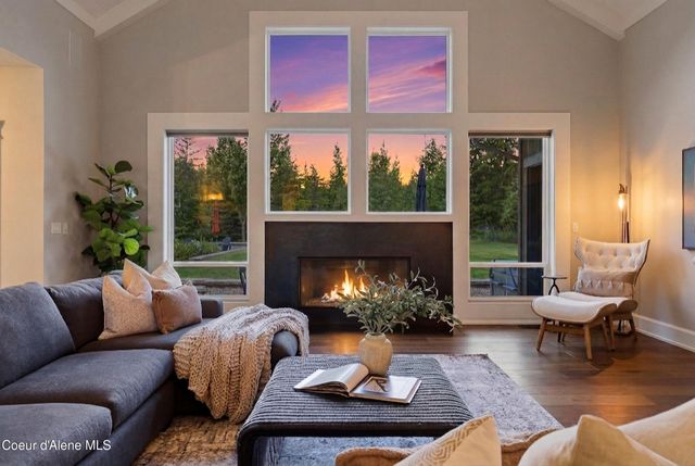 2697 S Espinazo Dr, Coeur D'alene, ID 83814