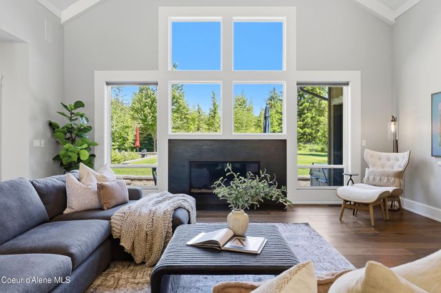 2697 S Espinazo Dr, Coeur D'alene, ID 83814