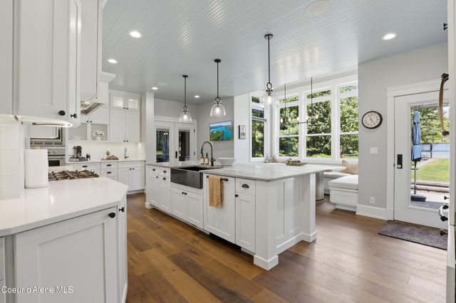 2697 S Espinazo Dr, Coeur D'alene, ID 83814