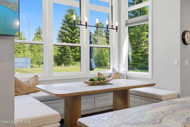 2697 S Espinazo Dr, Coeur D'alene, ID 83814