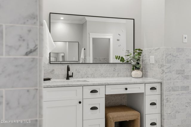 2697 S Espinazo Dr, Coeur D'alene, ID 83814