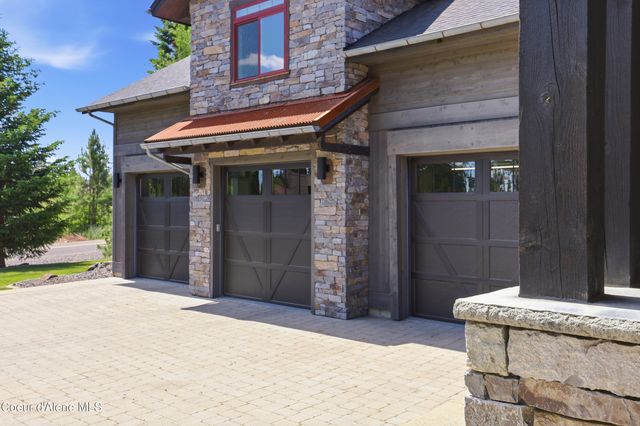 2697 S Espinazo Dr, Coeur D'alene, ID 83814