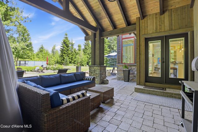 2697 S Espinazo Dr, Coeur D'alene, ID 83814