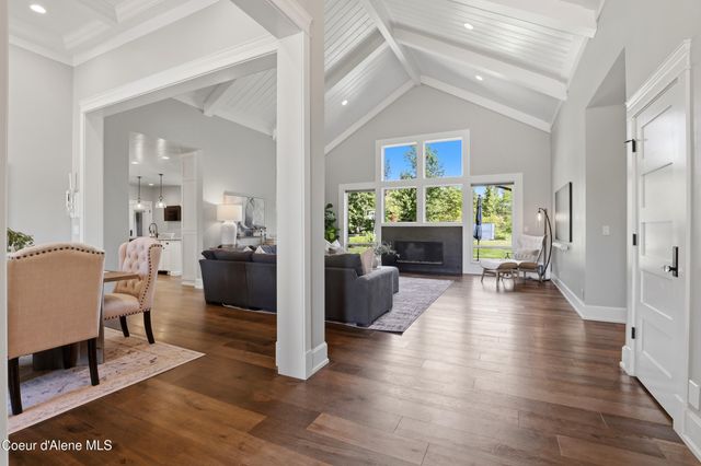2697 S Espinazo Dr, Coeur D'alene, ID 83814