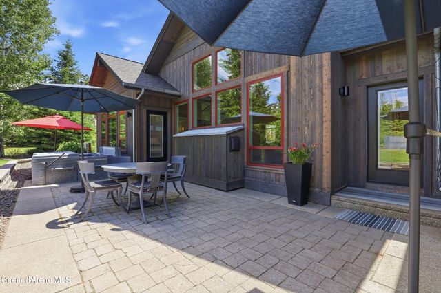 2697 S Espinazo Dr, Coeur D'alene, ID 83814