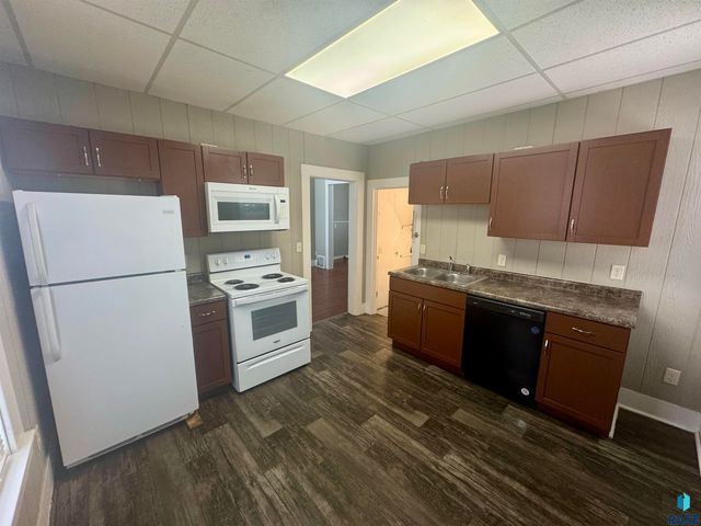 413 S Walts Ave Avenue, Sioux Falls, SD 57104