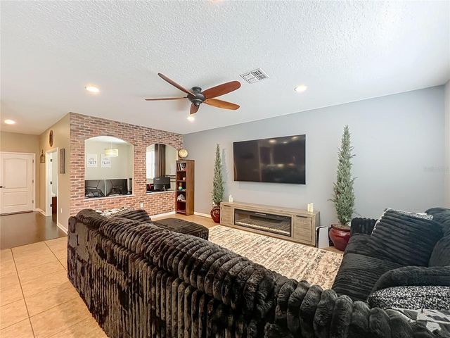 10110 ARMANDO CIRCLE, Orlando, FL 32825