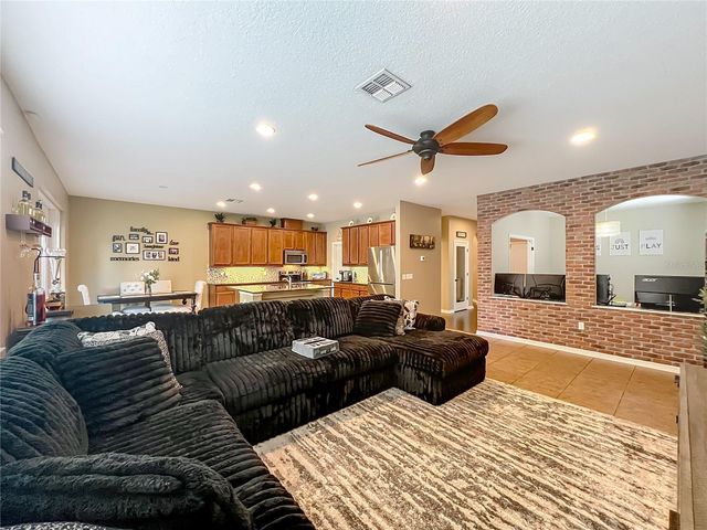 10110 ARMANDO CIRCLE, Orlando, FL 32825