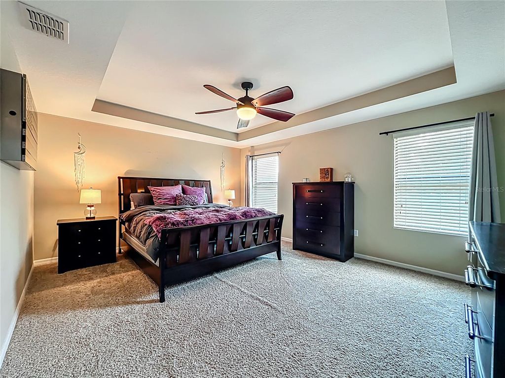 Image 12 of property listing at 10110 ARMANDO CIRCLE, Orlando, FL 32825