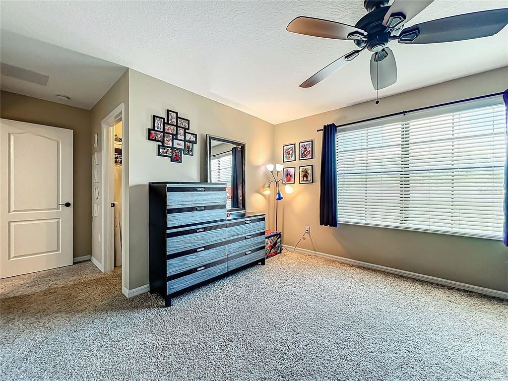 Image 37 of property listing at 10110 ARMANDO CIRCLE, Orlando, FL 32825