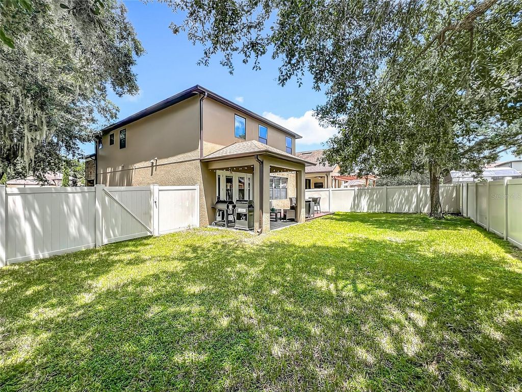 Image 42 of property listing at 10110 ARMANDO CIRCLE, Orlando, FL 32825