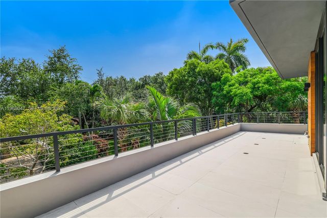 2497 Abaco Avenue, Miami, FL 33133