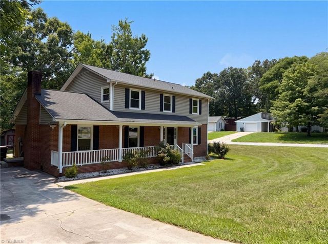 800 Edinburgh Drive, Jamestown, NC 27282