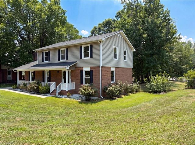 800 Edinburgh Drive, Jamestown, NC 27282