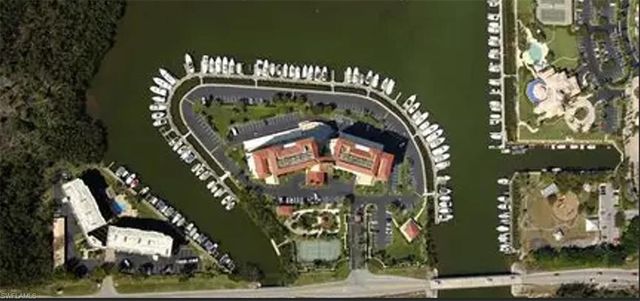 13115 Vanderbilt Dr, Naples, FL 34110