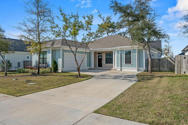 305 Sweet Basil Lane, Niceville, FL 32578