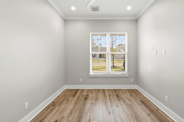 305 Sweet Basil Lane, Niceville, FL 32578