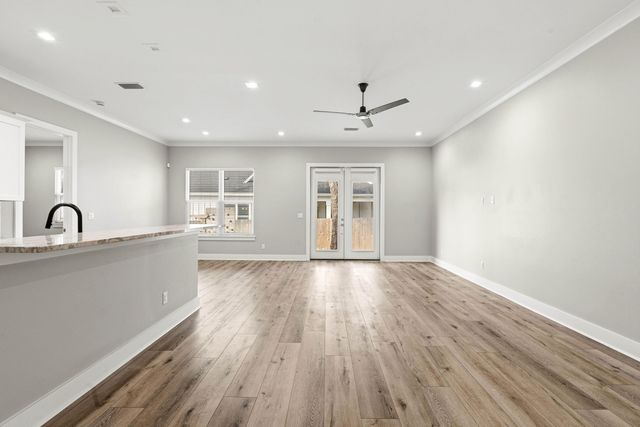 305 Sweet Basil Lane, Niceville, FL 32578