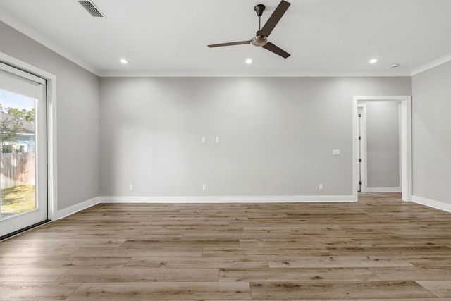 305 Sweet Basil Lane, Niceville, FL 32578