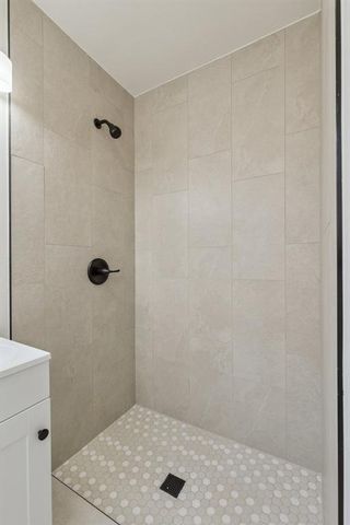 1048 NW 25th Street, Moore, OK 73160