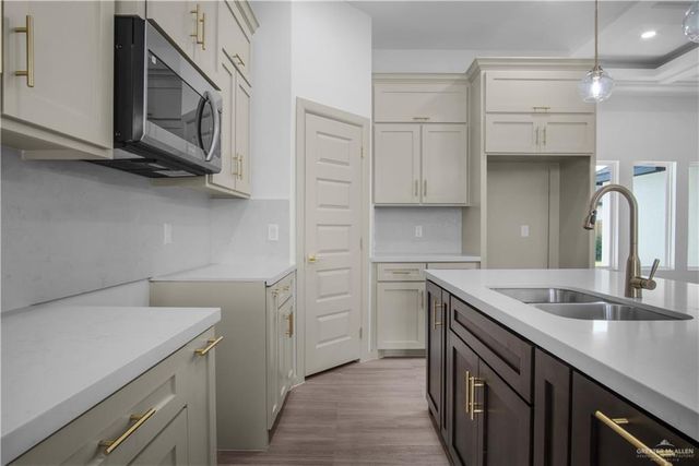 4008 Alexia Lane, Edinburg, TX 78542