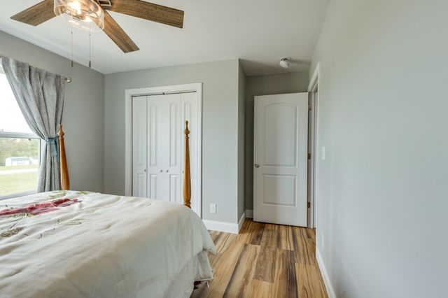 106 Blaine Ln, Summertown, TN 38483