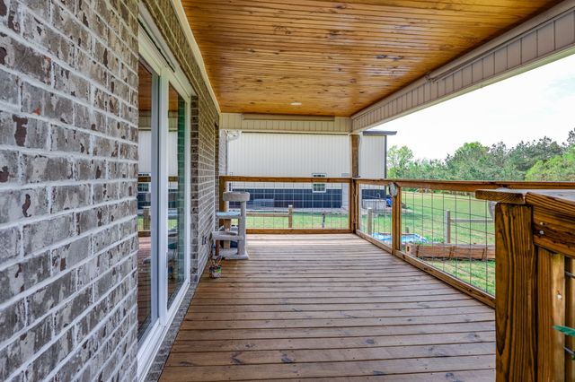 106 Blaine Ln, Summertown, TN 38483