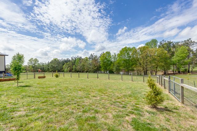 106 Blaine Ln, Summertown, TN 38483