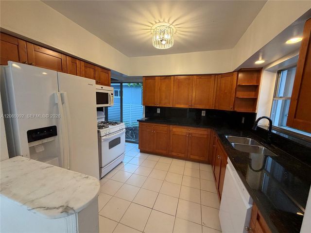 485 S Shore Drive, Miami Beach, FL 33141