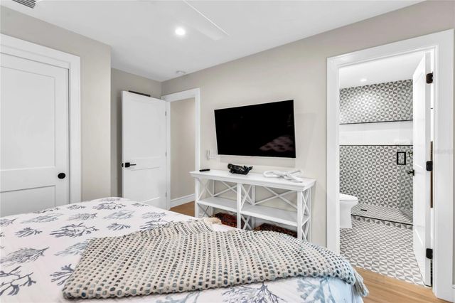 2208 AVENUE A, Bradenton Beach, FL 34217