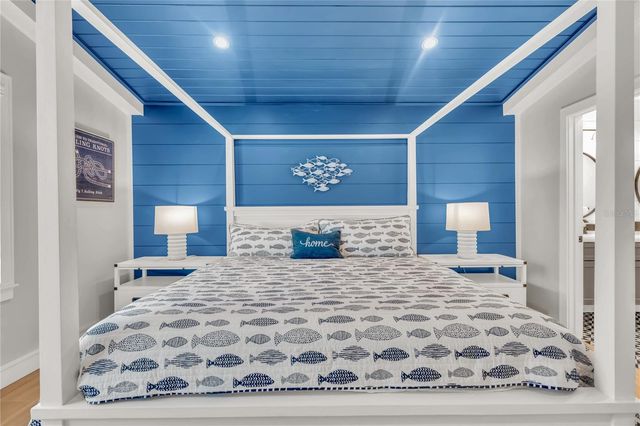 2208 AVENUE A, Bradenton Beach, FL 34217