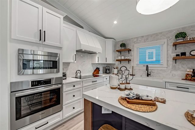 2208 AVENUE A, Bradenton Beach, FL 34217