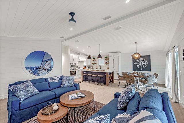 2208 AVENUE A, Bradenton Beach, FL 34217