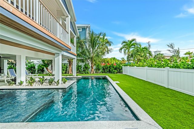 2208 AVENUE A, Bradenton Beach, FL 34217