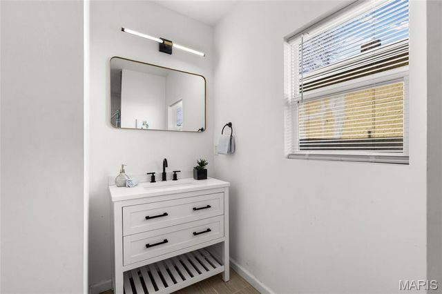 5308 Quincy Street, St Louis, MO 63109