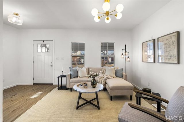 5308 Quincy Street, St Louis, MO 63109