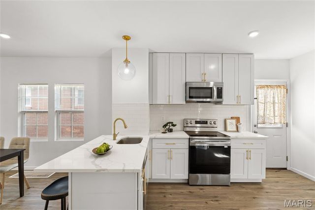 5308 Quincy Street, St Louis, MO 63109