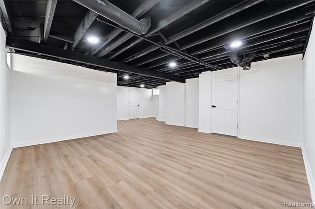 16140 Linwood Street, Detroit, MI 48221